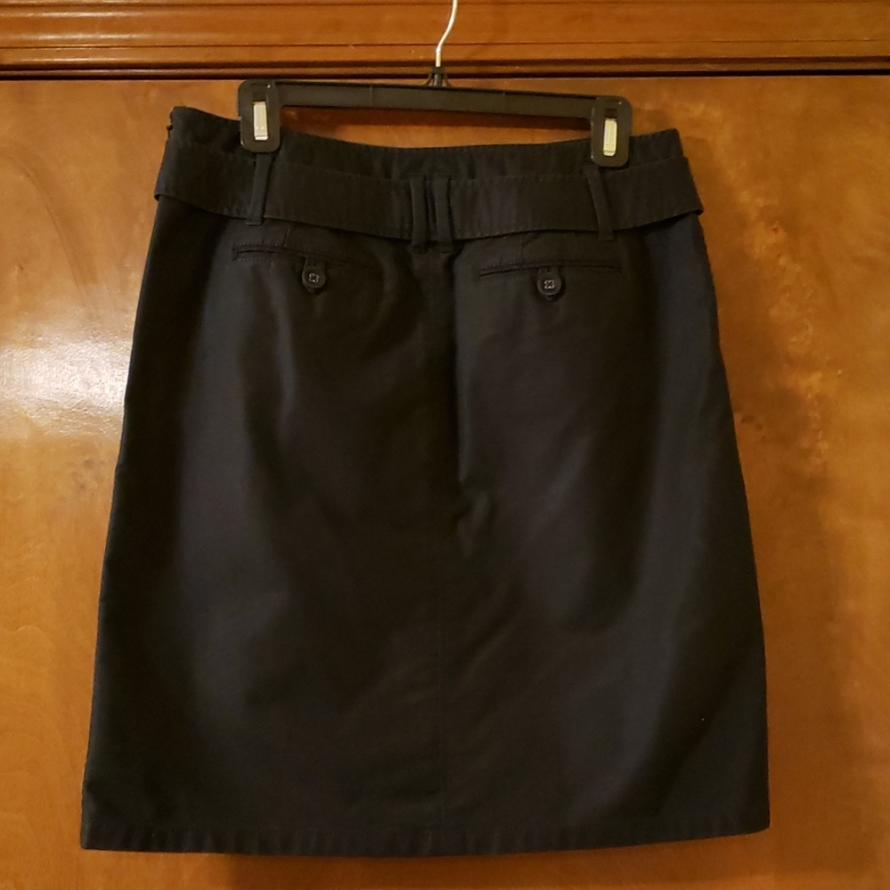 Ann Taylor Black casual skirt - Picture 2 of 3